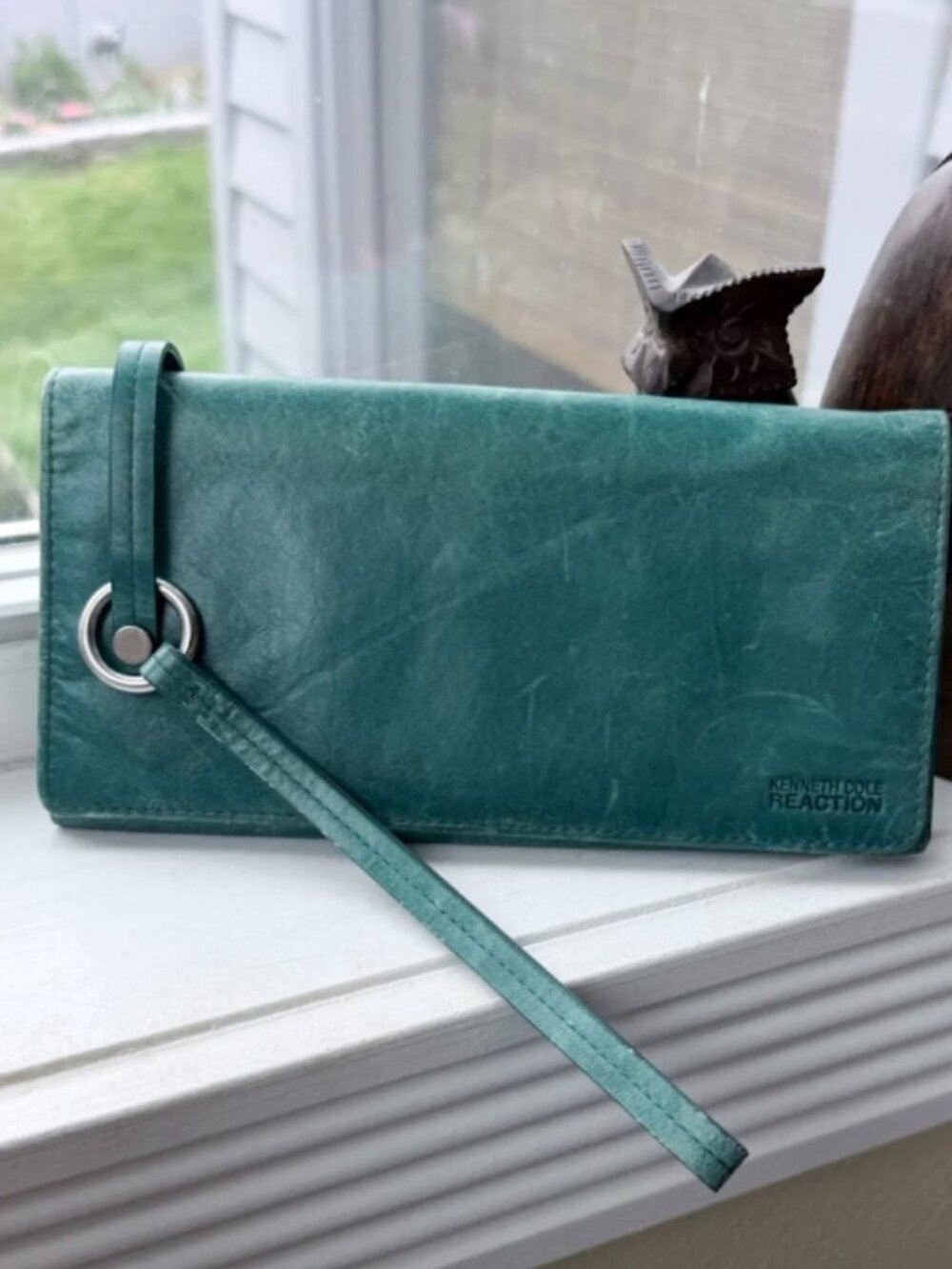 Kenneth Cole Reaction Teal Distressed Faux-Leather Wristlet Clutch  Ring Detail